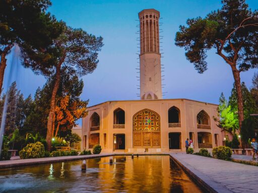 Dowlat Abad Garden: A Timeless Persian Eden