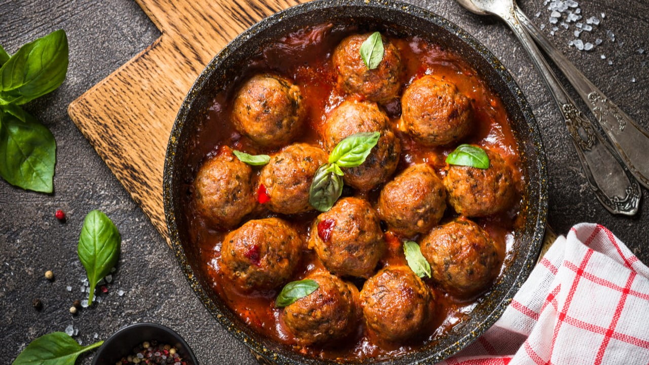 Savoring the Delights of Tabriz Meatballs (Koofteh Tabrizi)