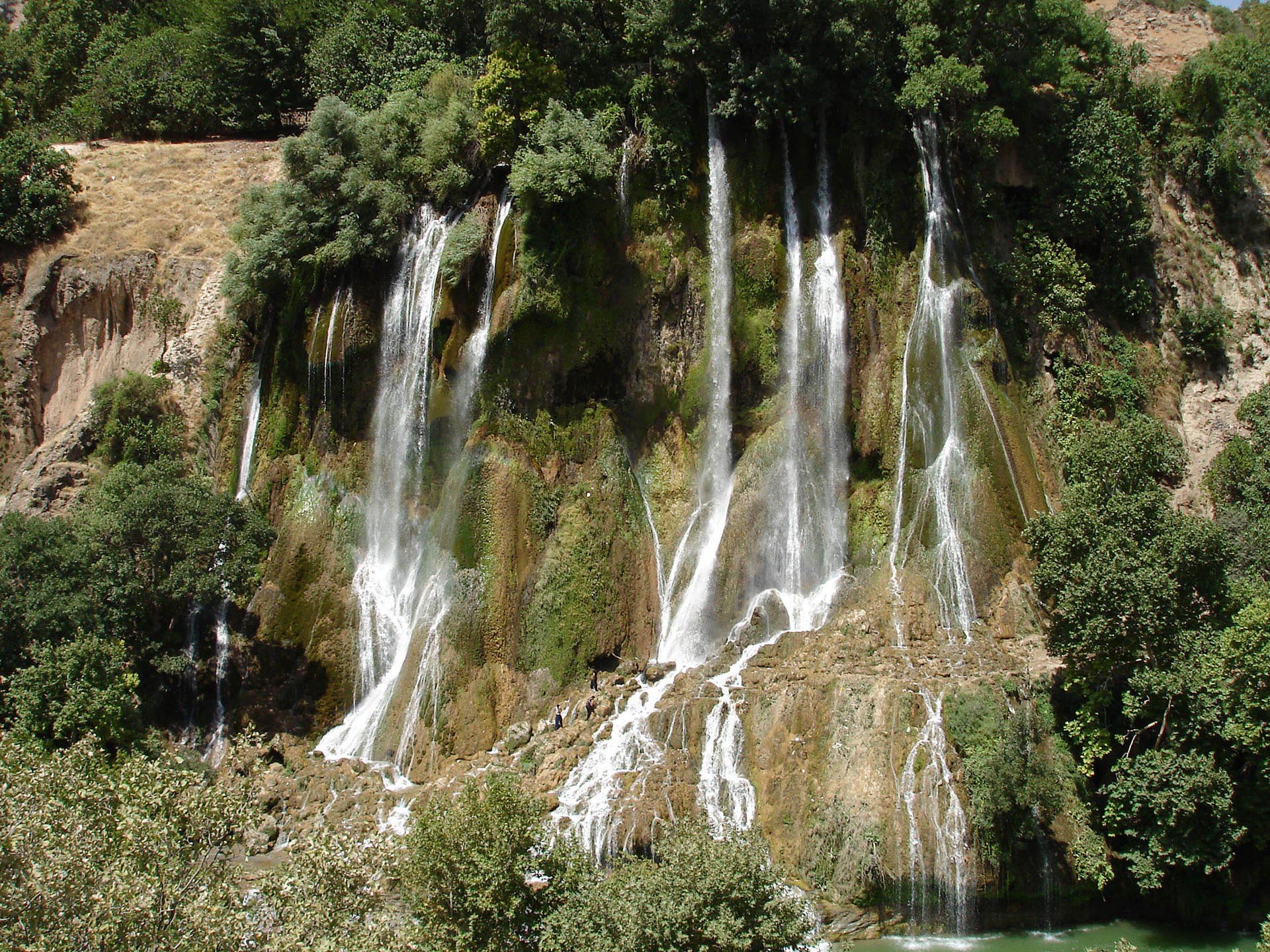 Bisheh Waterfall: Iran's Hidden Oasis in the Lorestan Province