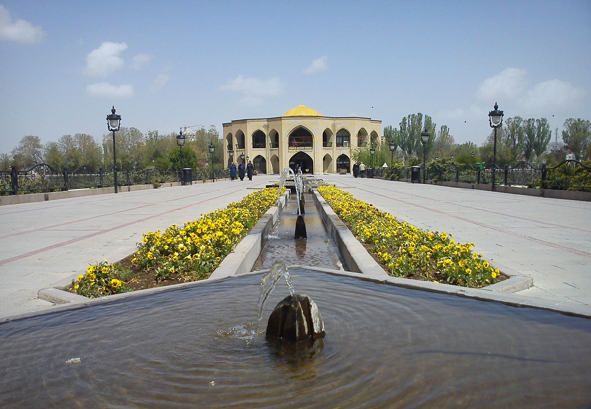 El Goli: Tabriz's Timeless Oasis in the Heart of Iran
